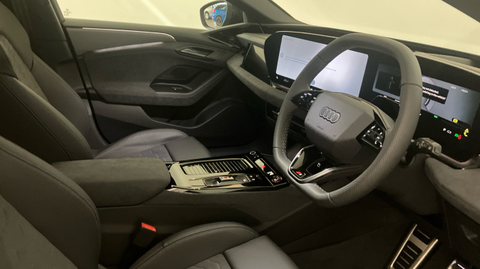 Audi A6 270kW Performance 100kWh Vorsprung  5dr Auto Electric Estate - Image 6
